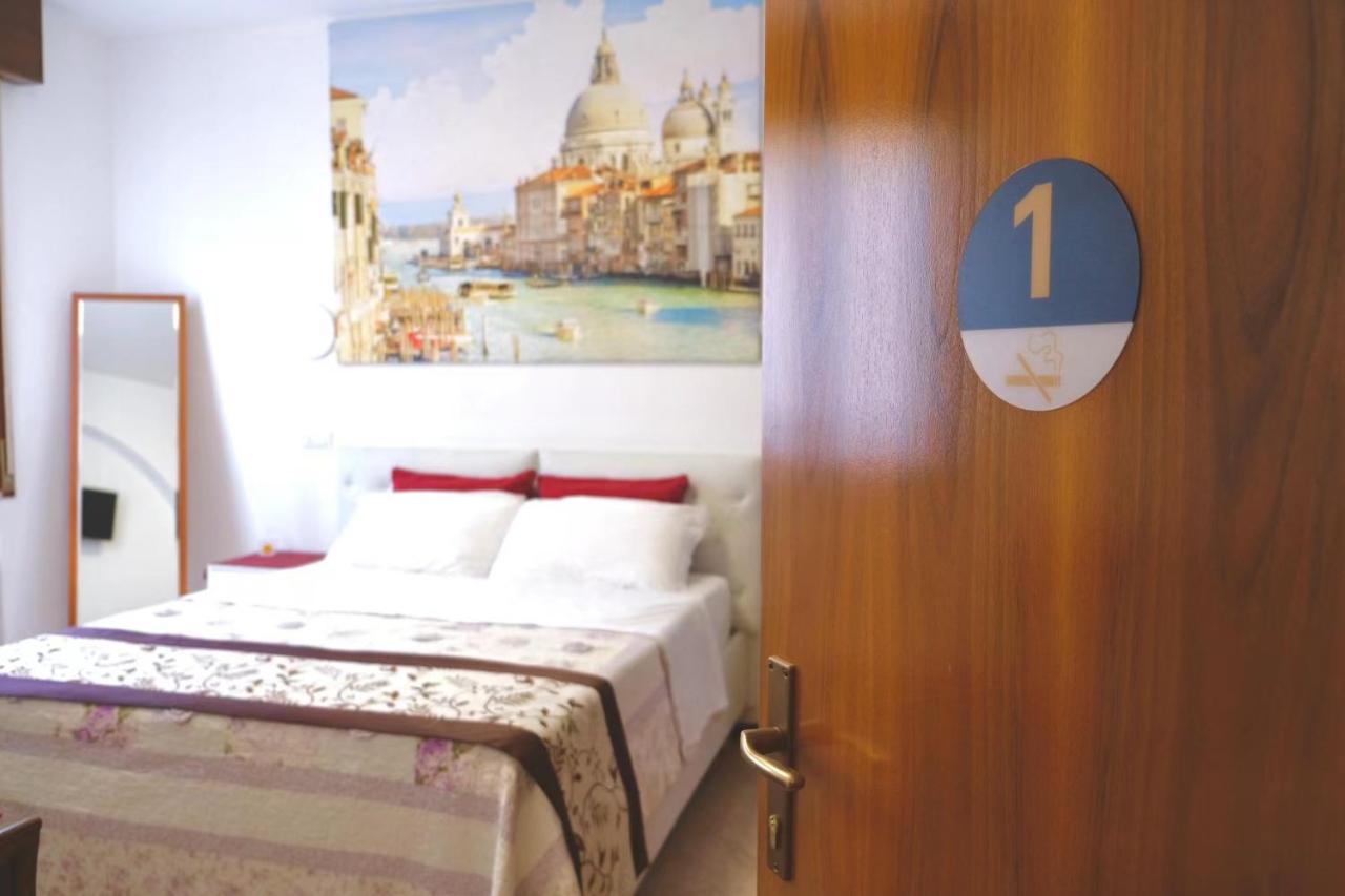Sognareavenezia 14 Apartment เมสเตร ห้อง รูปภาพ